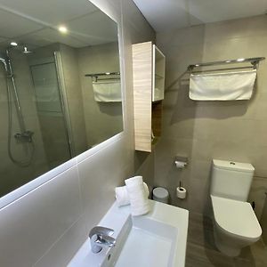 Pokój z dwoma pojedynczymi łóżkami